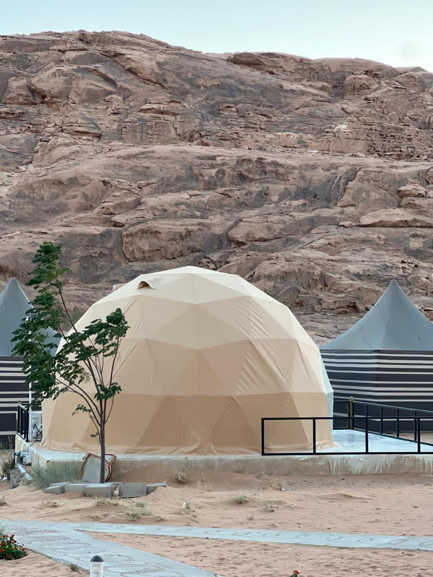 Magic Mountain Camp Apartment Wadi Rum Exterior photo