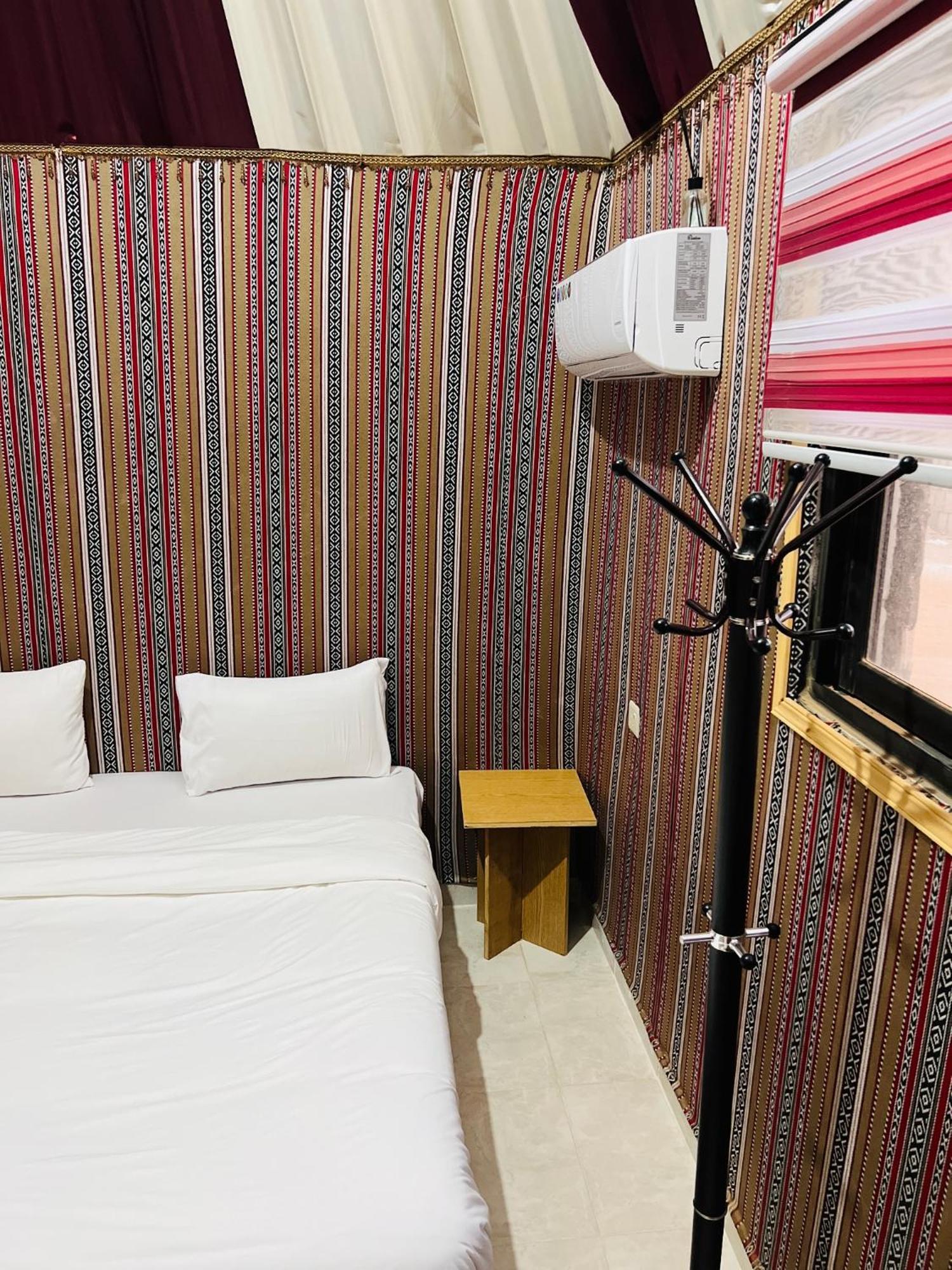 Magic Mountain Camp Apartment Wadi Rum Exterior photo